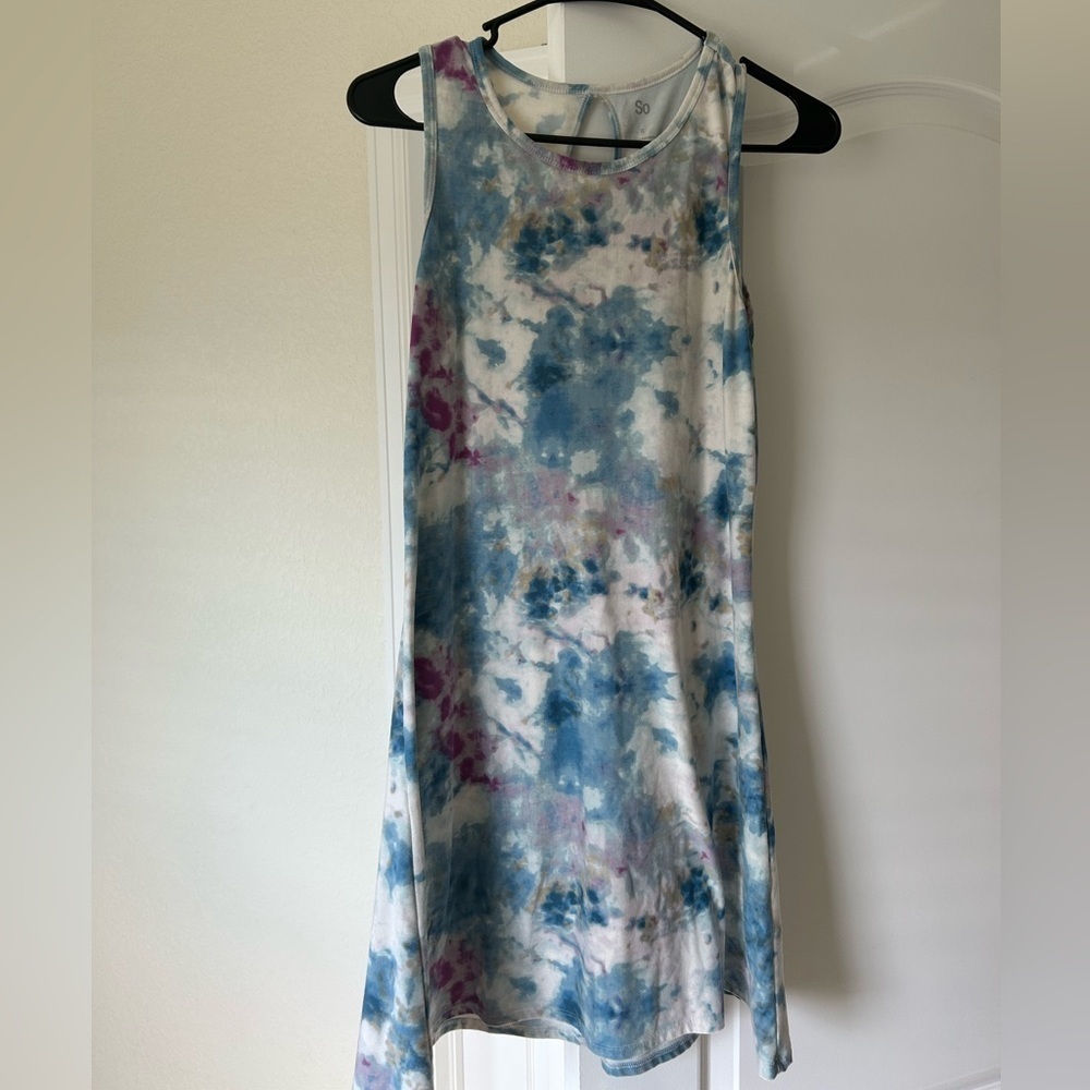 Juniors' SO Tie Dye Dress
Size - Small